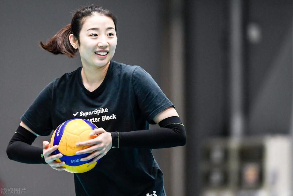 日本女人与动物